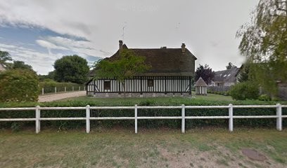 Eavs, Elagueur à Pinterville