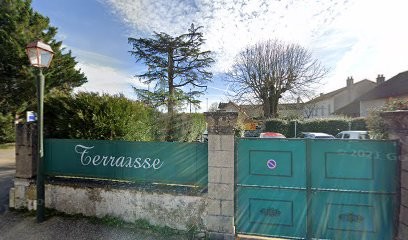 Vienne Tree Services, Elagueur à Romagne