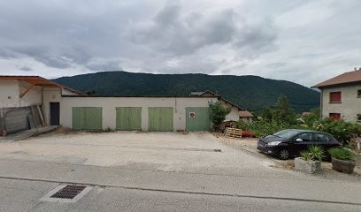 Joel Sommacal Services, Elagueur à Saint-Georges-de-Commiers